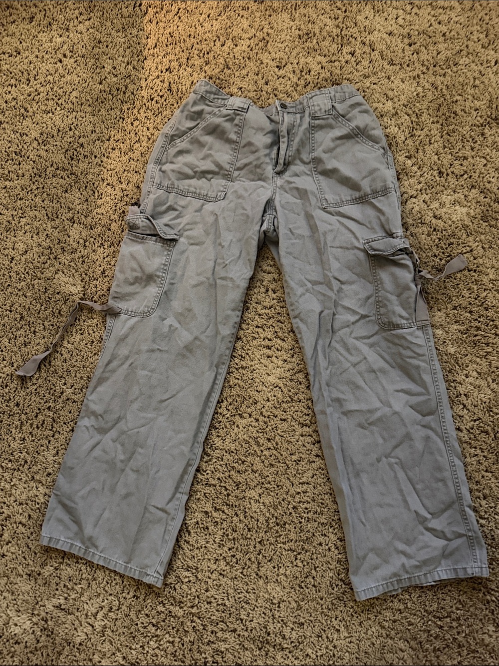 Woman’s cargo jeans grey ish brown color